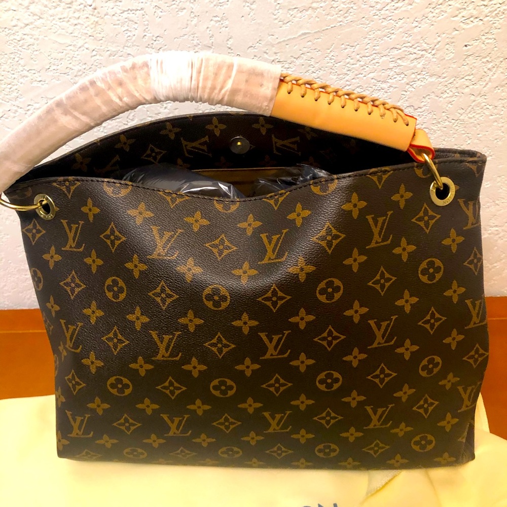 Handbag